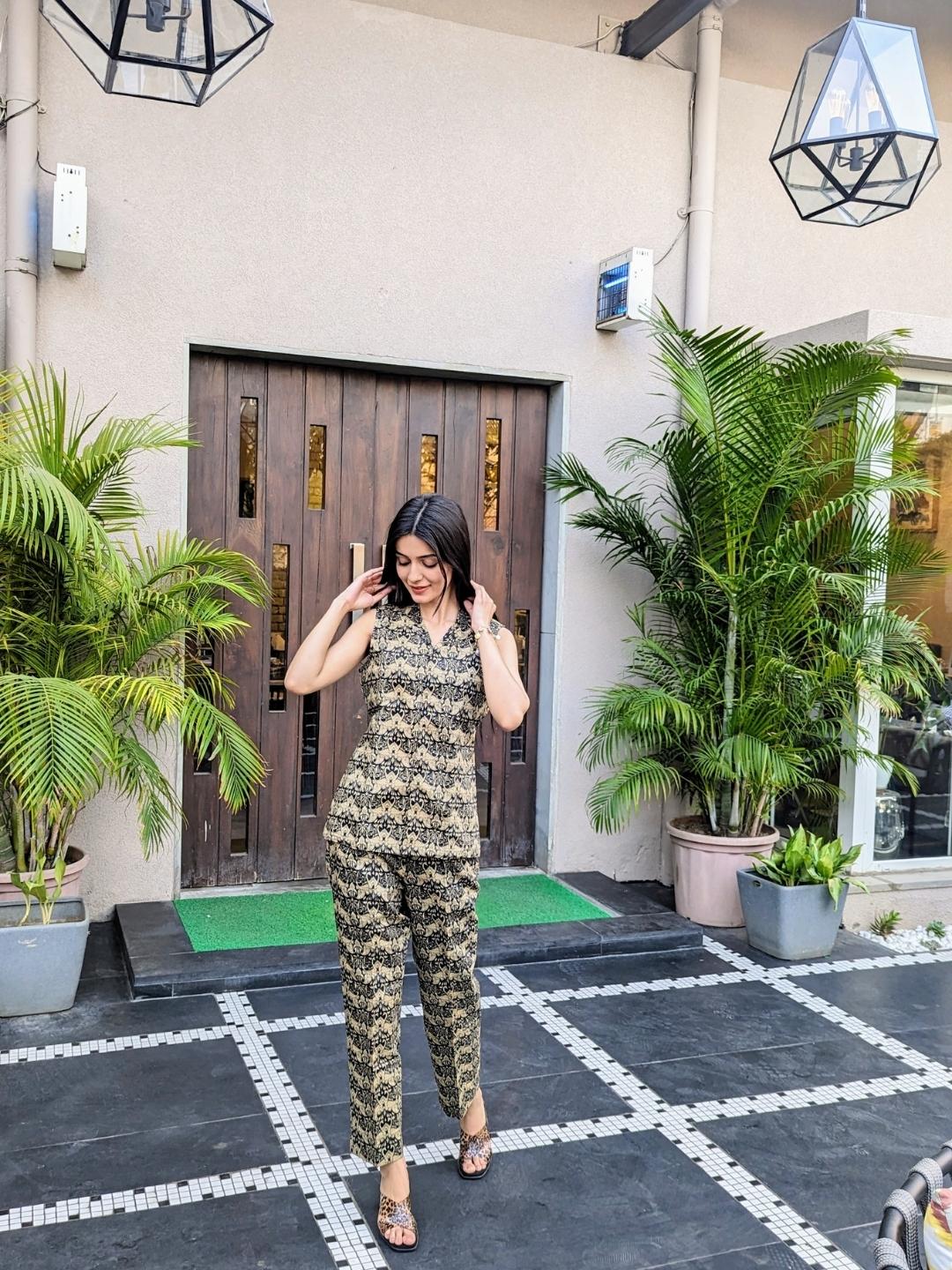 Printed Black Golden Chanderi Co-ord Set