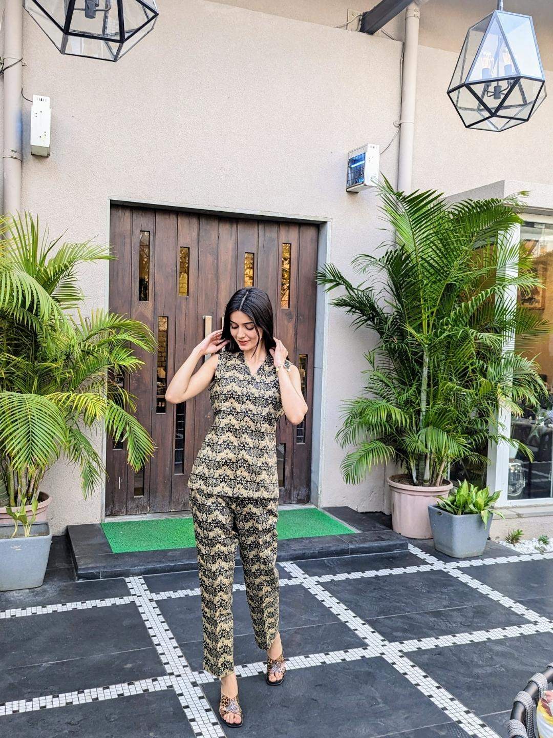 Printed Black Golden Chanderi Co-ord Set