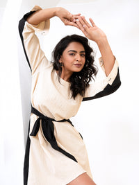 Italian Crepe Beige & Black Short Dress With Belt