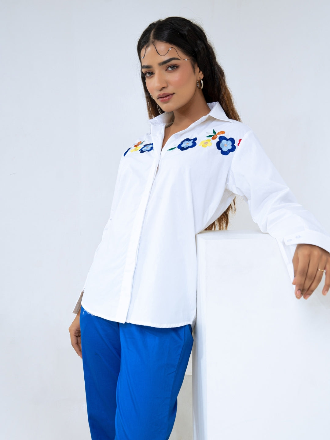 Poplin White Embroidery Shirt